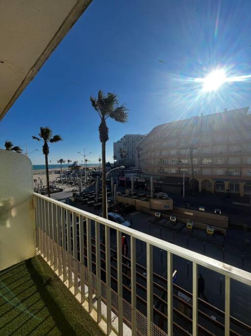 Appartement 20 Mts Plage, Pl Mediterranee, Vue Mer Parking Canet-en-Roussillon Kültér fotó